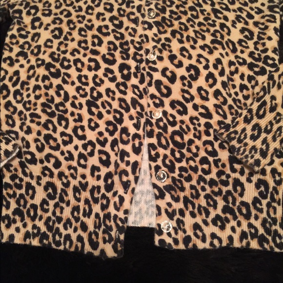 Child’s sweater (button down) - Picture 2 of 2